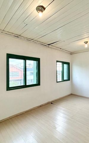 Casa à venda com 130m², 2 quartos e 1 vaga Casa à venda com 130m², 2 quartos e 1 vagaSala 2