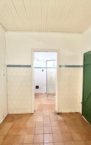 Casa à venda com 130m², 2 quartos e 1 vaga Casa à venda com 130m², 2 quartos e 1 vagaCozinha