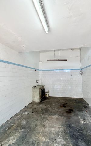 Casa à venda com 130m², 2 quartos e 1 vaga Casa à venda com 130m², 2 quartos e 1 vagaGaragem