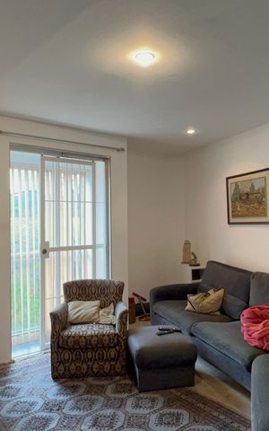 Casa à venda com 300m², 4 quartos e 3 vagas Casa à venda com 300m², 4 quartos e 3 vagasSuíte 3