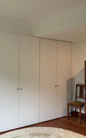 Casa à venda com 300m², 4 quartos e 3 vagas Casa à venda com 300m², 4 quartos e 3 vagasSuíte 1