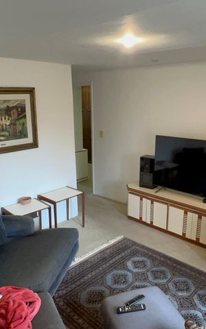 Casa à venda com 300m², 4 quartos e 3 vagas Casa à venda com 300m², 4 quartos e 3 vagasSuíte 3