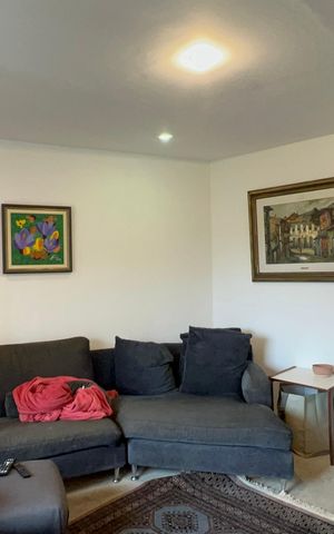 Casa à venda com 300m², 4 quartos e 3 vagas Casa à venda com 300m², 4 quartos e 3 vagasSuíte 3