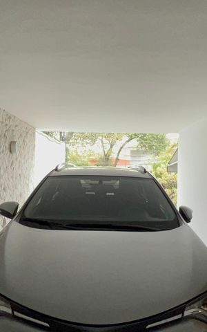 Casa à venda com 300m², 4 quartos e 3 vagas Casa à venda com 300m², 4 quartos e 3 vagasGaragem