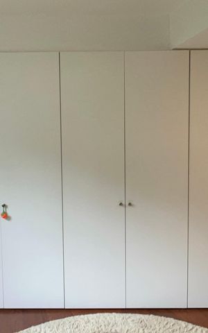 Casa à venda com 300m², 4 quartos e 3 vagas Casa à venda com 300m², 4 quartos e 3 vagasSuíte 1