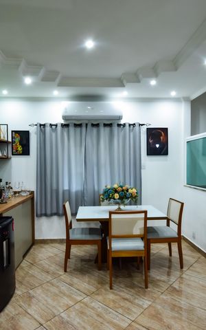 Casa de condomínio à venda com 132m², 3 quartos e 4 vagas Casa de condomínio à venda com 132m², 3 quartos e 4 vagasSala