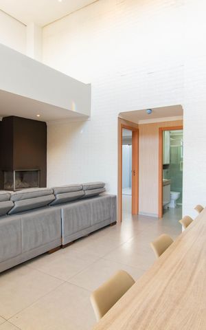 Casa para alugar com 112m², 2 quartos e 4 vagas Casa para alugar com 112m², 2 quartos e 4 vagasSala