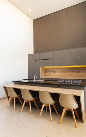 Casa para alugar com 112m², 2 quartos e 4 vagas Casa para alugar com 112m², 2 quartos e 4 vagasSala