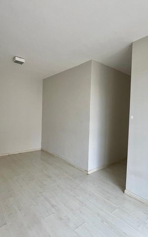 Apartamento à venda com 55m², 2 quartos e 1 vaga Apartamento à venda com 55m², 2 quartos e 1 vagaSala