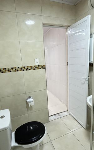 Casa para alugar com 77m², 2 quartos e 1 vagaBanheiro