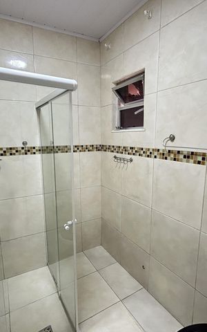 Casa para alugar com 77m², 2 quartos e 1 vagaBanheiro