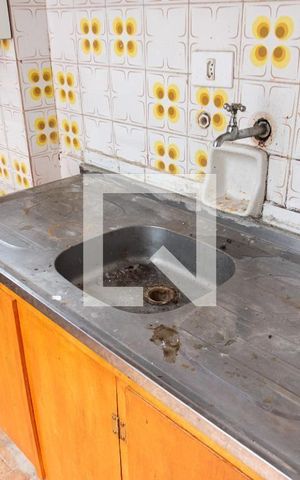 Casa à venda com 160m², 4 quartos e 1 vaga