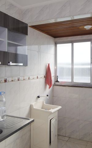 Apartamento à venda com 77m², 2 quartos e sem vagaCozinha