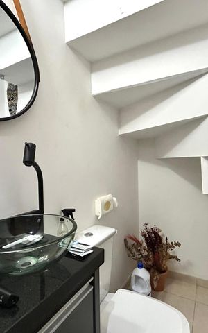 Casa de condomínio para alugar com 68m², 2 quartos e 1 vaga Casa de condomínio para alugar com 68m², 2 quartos e 1 vagaLavabo