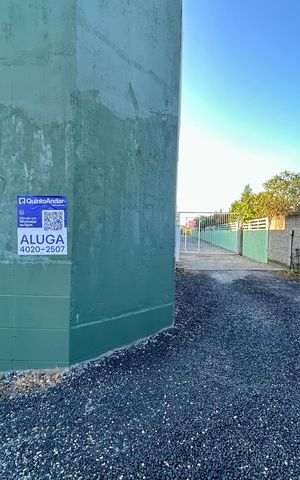 Casa de condomínio para alugar com 68m², 2 quartos e 1 vaga Casa de condomínio para alugar com 68m², 2 quartos e 1 vagaFachada