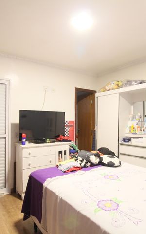 Casa à venda com 125m², 3 quartos e 2 vagasSuíte 2
