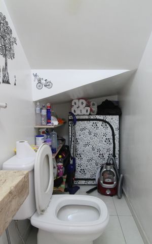 Casa à venda com 125m², 3 quartos e 2 vagasLavabo