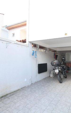 Casa à venda com 125m², 3 quartos e 2 vagasGaragem