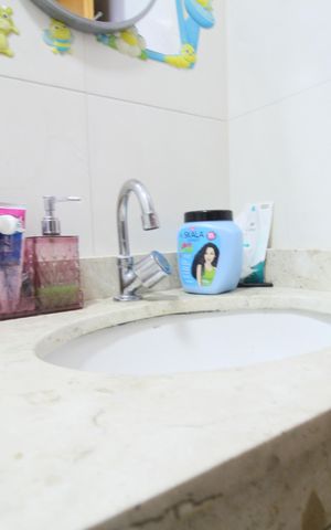 Casa à venda com 125m², 3 quartos e 2 vagasBanheiro Suíte 1
