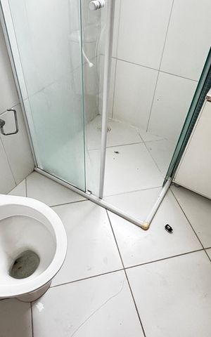 Apartamento à venda com 48m², 2 quartos e 1 vaga Apartamento à venda com 48m², 2 quartos e 1 vagaBanheiro