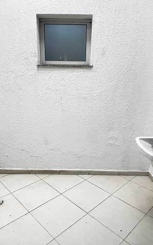 Apartamento à venda com 48m², 2 quartos e 1 vaga Apartamento à venda com 48m², 2 quartos e 1 vagaÁrea de serviço