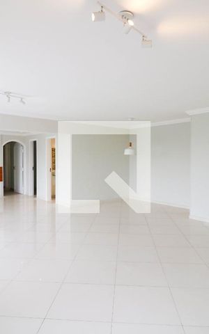 Apartamento à venda com 160m², 3 quartos e 1 vaga