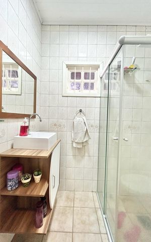 Casa para alugar com 110m², 2 quartos e 1 vaga Casa para alugar com 110m², 2 quartos e 1 vagaBanheiro