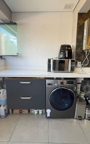Apartamento à venda com 77m², 1 quarto e 1 vaga Apartamento à venda com 77m², 1 quarto e 1 vagaCozinha e Área de Serviço