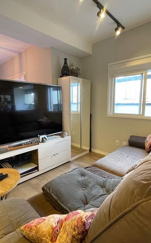 Apartamento à venda com 77m², 1 quarto e 1 vaga Apartamento à venda com 77m², 1 quarto e 1 vagaSala