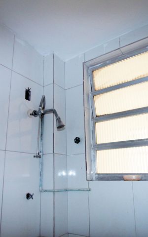 Apartamento à venda com 67m², 2 quartos e sem vagaBanheiro social