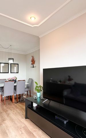 Apartamento à venda com 84m², 3 quartos e 2 vagas Apartamento à venda com 84m², 3 quartos e 2 vagasSala