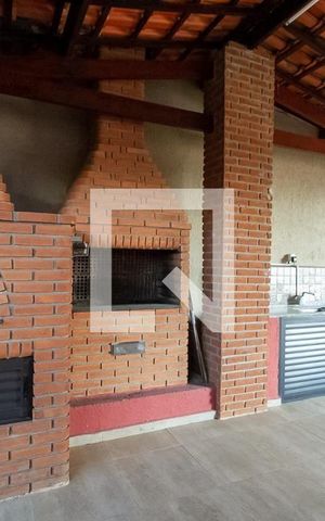 Apartamento à venda com 84m², 3 quartos e 2 vagas Apartamento à venda com 84m², 3 quartos e 2 vagasÁrea comum - Churrasqueira