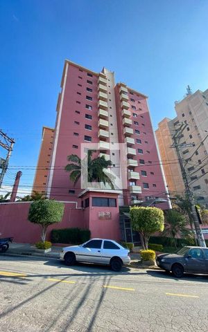 Apartamento à venda com 84m², 3 quartos e 2 vagas Apartamento à venda com 84m², 3 quartos e 2 vagasFachada