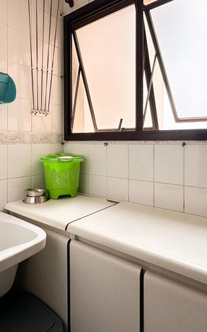Apartamento à venda com 84m², 3 quartos e 2 vagas Apartamento à venda com 84m², 3 quartos e 2 vagasÁrea de Serviço