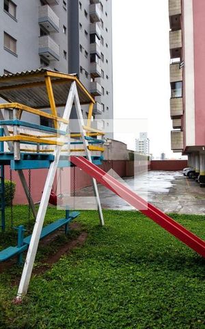 Apartamento à venda com 84m², 3 quartos e 2 vagas Apartamento à venda com 84m², 3 quartos e 2 vagasÁrea comum - Playground