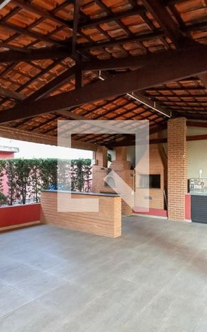 Apartamento à venda com 84m², 3 quartos e 2 vagas Apartamento à venda com 84m², 3 quartos e 2 vagasÁrea comum - Churrasqueira
