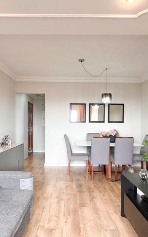 Apartamento à venda com 84m², 3 quartos e 2 vagas Apartamento à venda com 84m², 3 quartos e 2 vagasSala