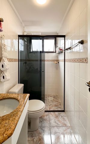 Apartamento à venda com 84m², 3 quartos e 2 vagas Apartamento à venda com 84m², 3 quartos e 2 vagasBanheiro Social