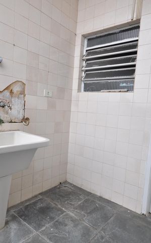 Casa à venda com 217m², 3 quartos e 2 vagasÁrea de Serviço