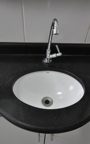 Casa à venda com 217m², 3 quartos e 2 vagasBanheiro Social