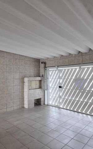 Casa à venda com 217m², 3 quartos e 2 vagasGaragem