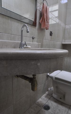 Casa à venda com 217m², 3 quartos e 2 vagasLavabo