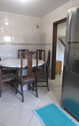 Casa à venda com 140m², 3 quartos e 2 vagasCozinha