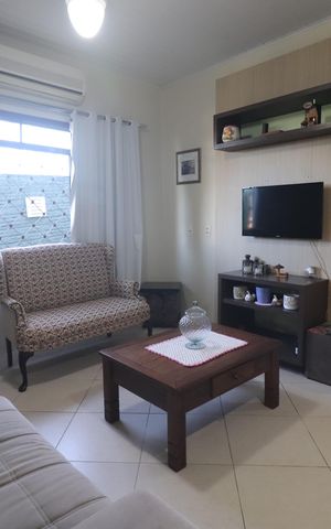 Casa à venda com 140m², 3 quartos e 2 vagasSala