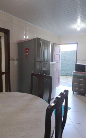 Casa à venda com 140m², 3 quartos e 2 vagasCozinha