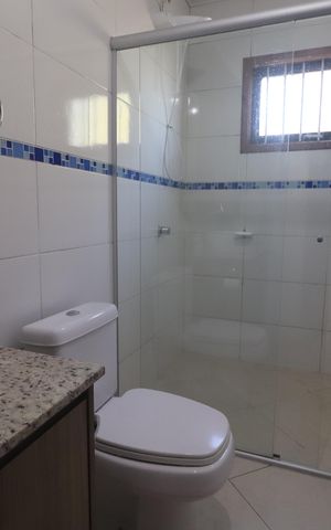 Casa à venda com 140m², 3 quartos e 2 vagasBanheiro