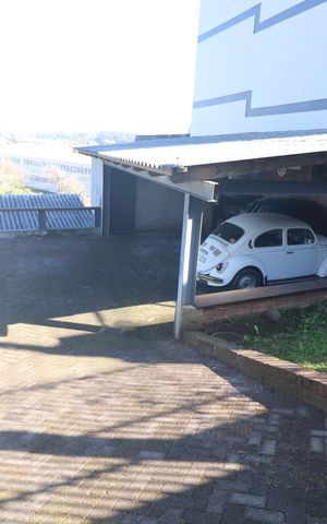 Casa à venda com 140m², 3 quartos e 2 vagasGaragem