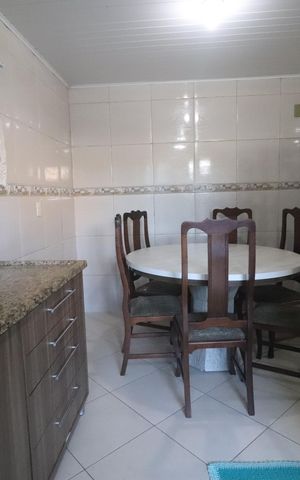 Casa à venda com 140m², 3 quartos e 2 vagasCozinha