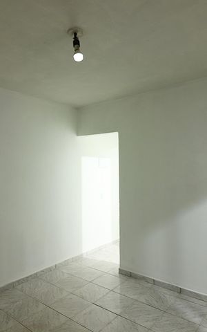 Casa à venda com 50m², 1 quarto e sem vagaSala