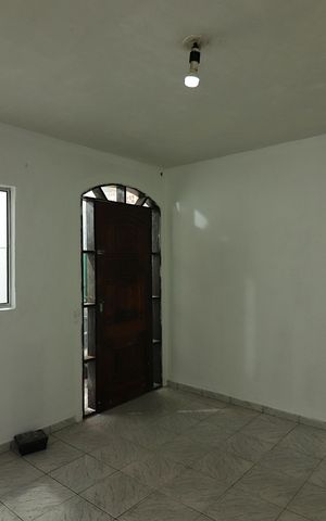 Casa à venda com 50m², 1 quarto e sem vagaSala